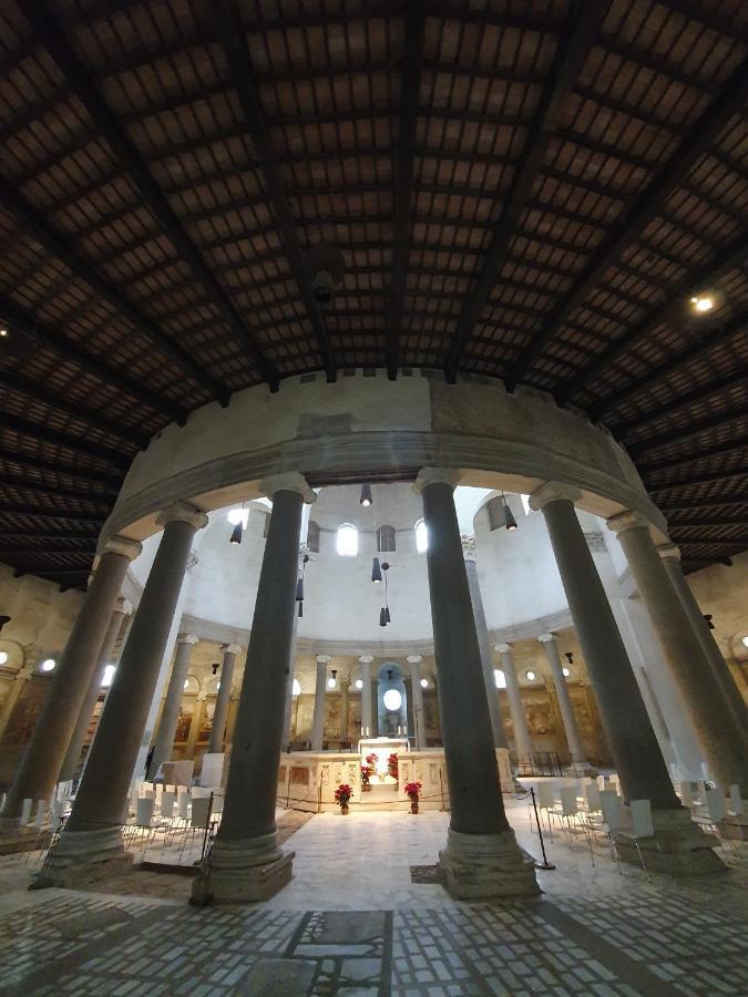 Mini Appartamento Colosseo Rom Exteriör bild